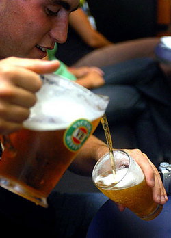 New Windsor Hotel - Accommodation Asia 0