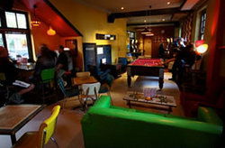 Darlo Bar - Accommodation China 0