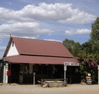 Daly Waters Historic Pub - Accommodation China