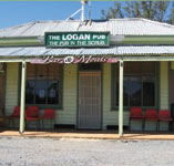 The Logan Pub - Accommodation Guide