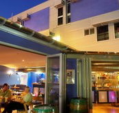 Wisdom Bar  Cafe - Accommodation Asia