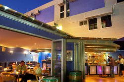 Wisdom Bar & Cafe - Accommodation China 0