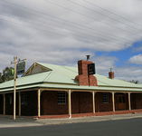 Huntington Tavern - Accommodation Asia