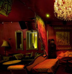 Moser Room - Accommodation Asia 2