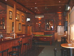 The Old Boundary Hotel - Accommodation Guide 1