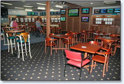 Bateau Bay Hotel - Accommodation Asia 3