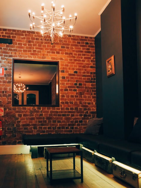 The Captains Balcony - Accommodation Guide 8