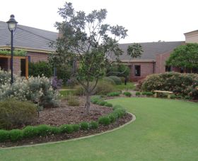 Rossmore NSW Accommodation Asia