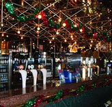 The Juniors - Starlight Bar - Accommodation Guide