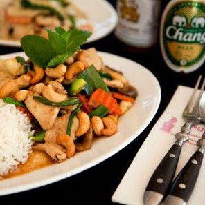 Eagle Thai - Accommodation Guide 0