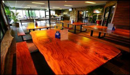 Litchfield Pub - Accommodation China 3