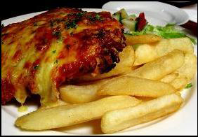 Litchfield Pub - Accommodation China 4