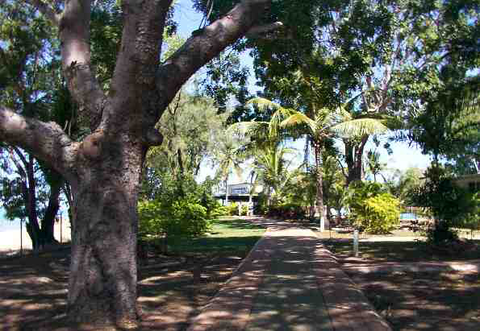 Mandorah Beach Hotel - Accommodation Guide 3