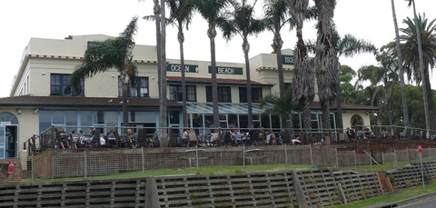 Ocean Beach Hotel - Accommodation Asia 0