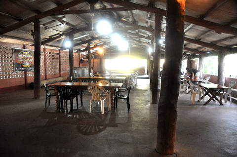 The Bark Hut Inn - Accommodation Guide 3