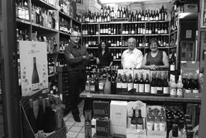 V -wall Tavern Blue Water Brasserie - Accommodation Asia 3