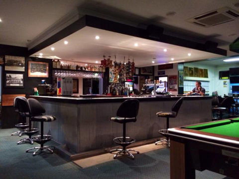 Queens Arms Hotel - Accommodation China 4