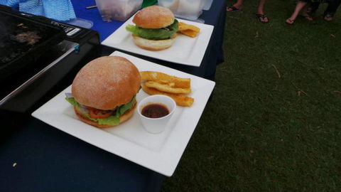 Bushland Beach Tavern - Accommodation Guide 0