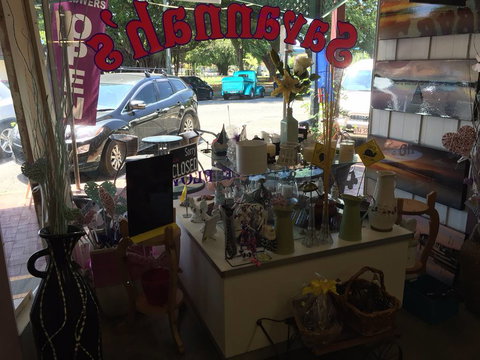 Savannah’s Gifts, Cafe & Flowers - Accommodation Guide 0