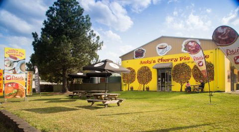 Andy’s Cherry Pie Cafe - Accommodation Guide 4