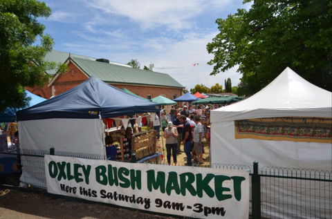 41st Annual Oxley Bush Market - Accommodation Guide 0
