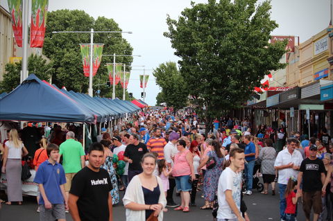 Cowra Christmas Street Festival - Accommodation Asia 0