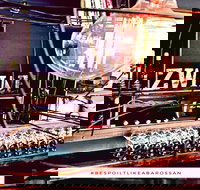 o'ne music LIVE MUSIC  Z WINE Cellar Door  Wine Bar - Accommodation China