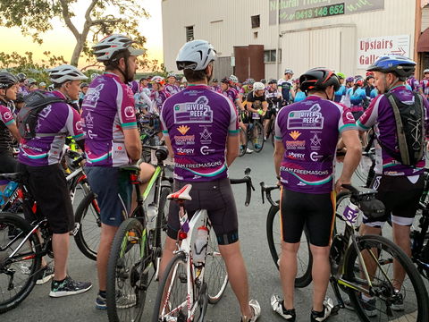 Hand Heart Pocket River 2 Reef Ride - Accommodation Guide 0