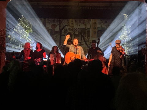 Maldon Folk Festival - Accommodation Guide 0