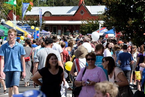 Springwood Foundation Day Festival - Accommodation China 0