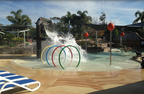 Blue Dolphin Holiday Resort - Accommodation Asia 1