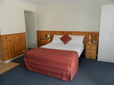 Twin Towns Motel - Accommodation China 4