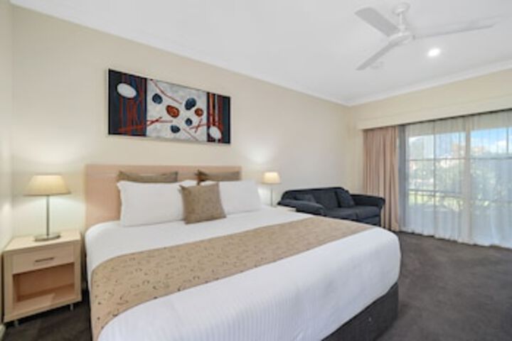 Oaklands NSW Accommodation Asia