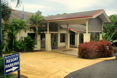 Aqualuna Beach Resort - Accommodation Guide 2
