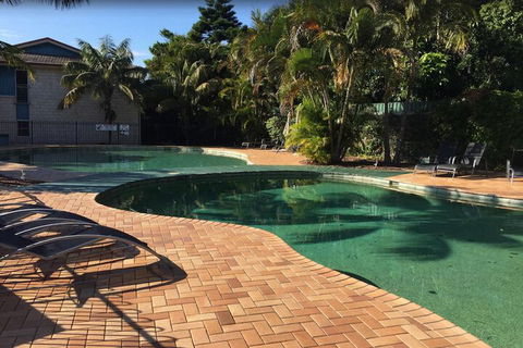 Aqualuna Beach Resort - Accommodation Guide 3