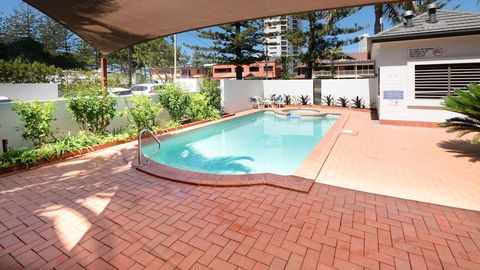 Burleigh On The Beach Holiday Apartments - Accommodation Asia 1