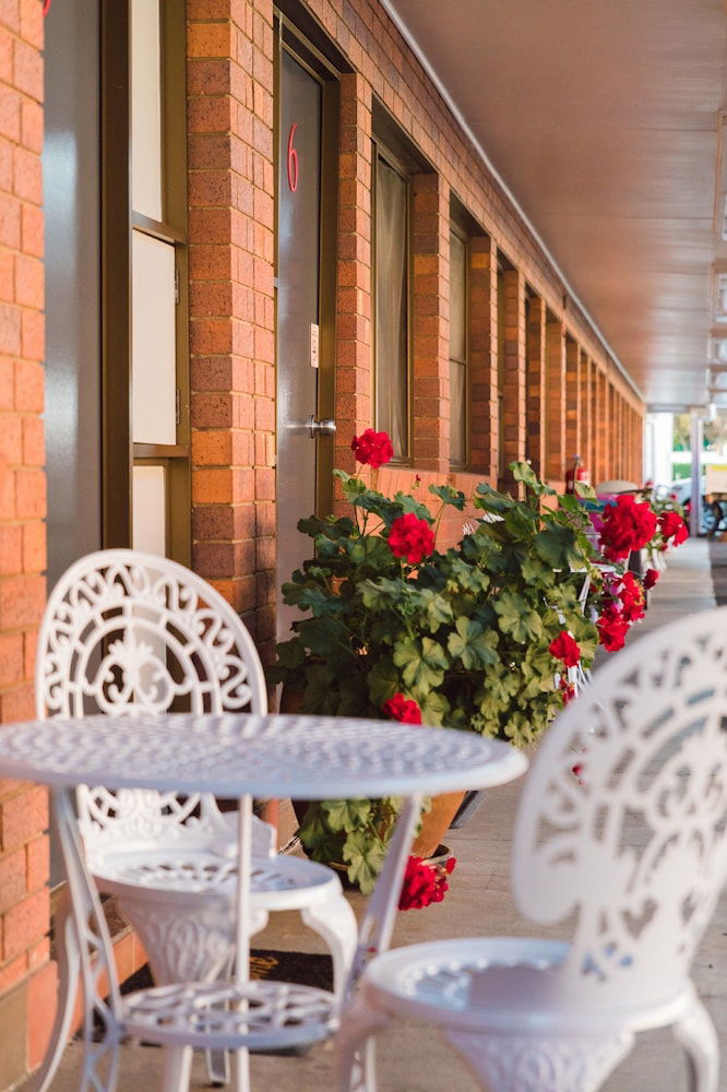 Blaxland QLD Accommodation Asia