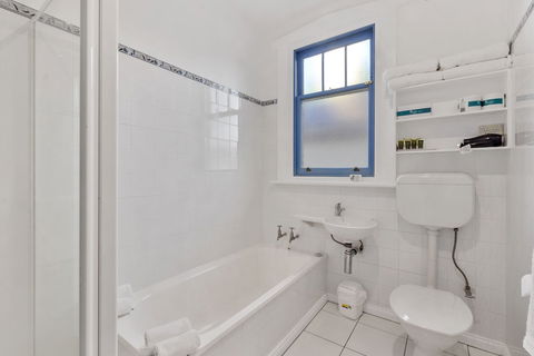 Grosvenor Court Apartments Hobart - Accommodation Guide 3