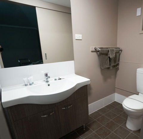 Bluestone Motor Inn - Accommodation Asia 4