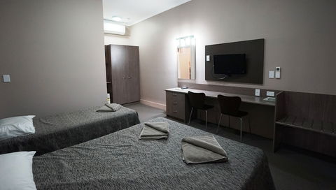 Bluestone Motor Inn - Accommodation Asia 3