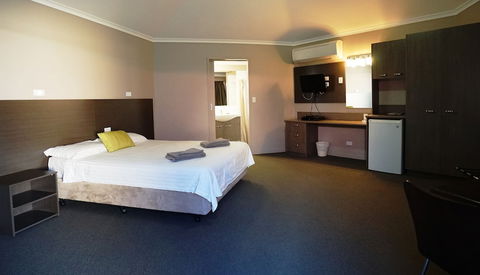 Bluestone Motor Inn - Accommodation Asia 5