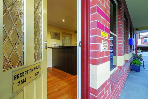 Lake Inn Ballarat - Accommodation China 4