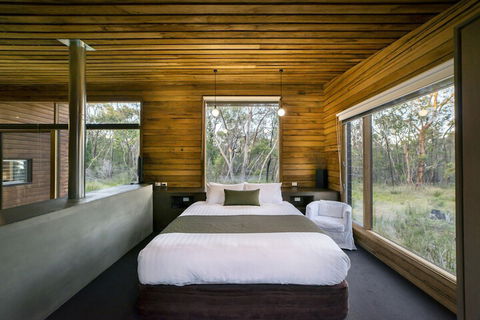 DULC Cabins - Accommodation Guide 7
