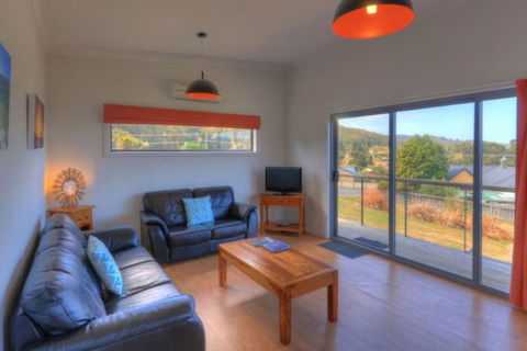 Driftwood Cottages - Accommodation Asia 4