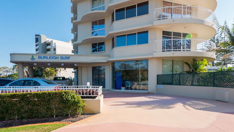 Burleigh Surf Apartments - Accommodation Asia 4