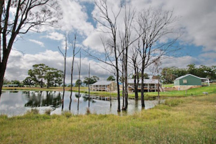 Broke NSW Accommodation Asia