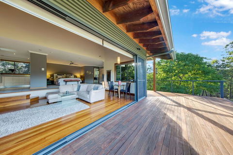Cedars Mount View - Accommodation Asia 2