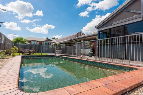 The Stirling Motel - Accommodation Guide 1