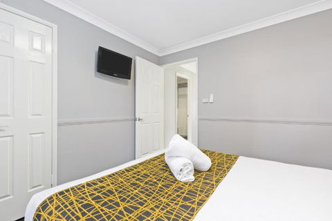 The Stirling Motel - Accommodation Guide 2