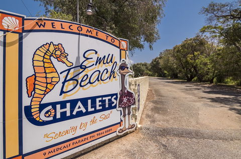 Emu Beach Chalets - Accommodation Guide 1